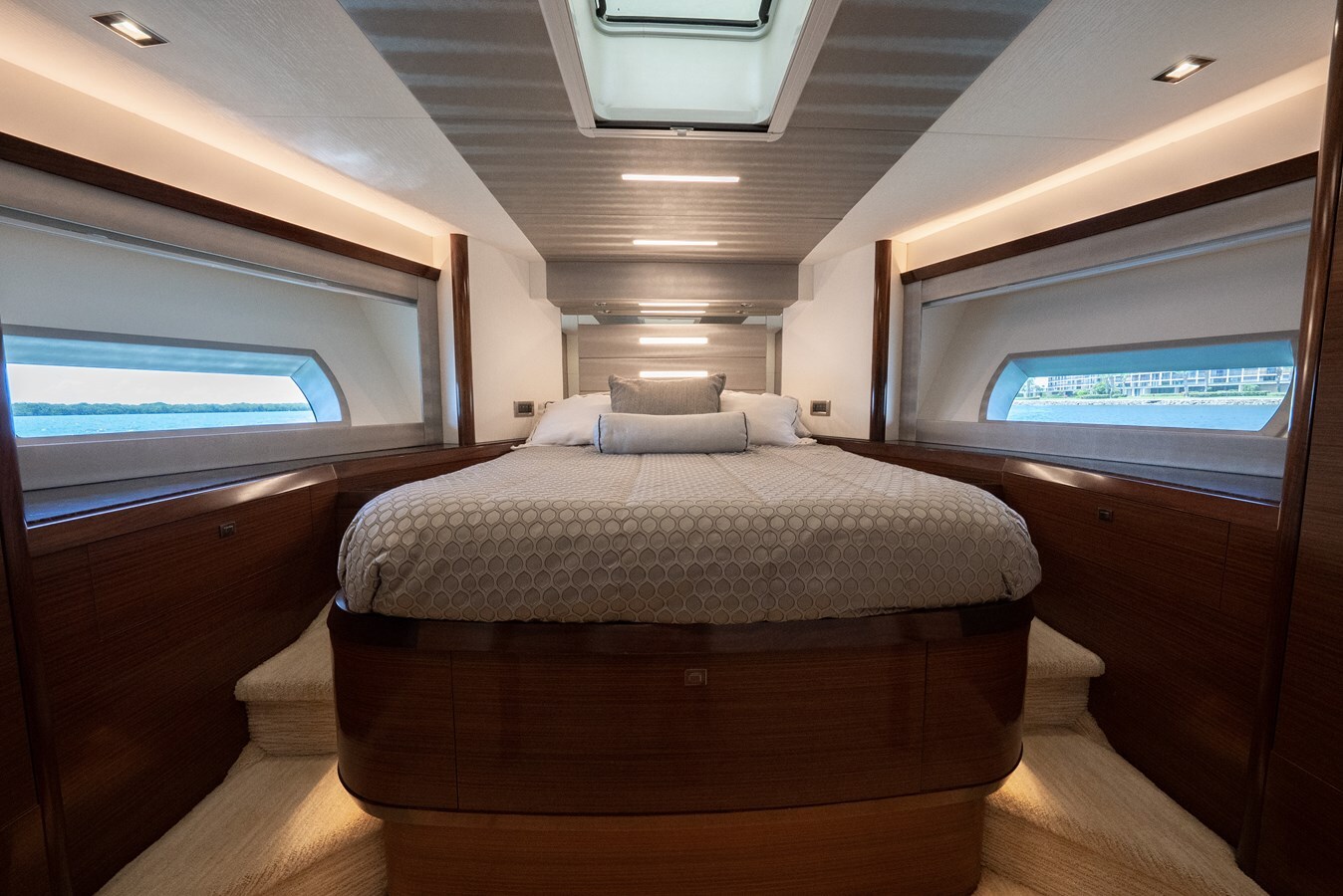 2018-ocean-alexander-70-a1e85a