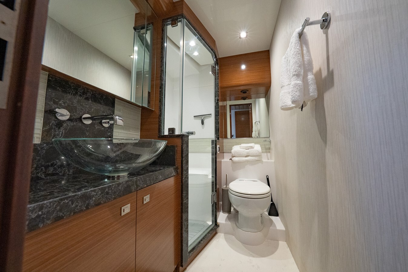 2018-ocean-alexander-70-a1e85a