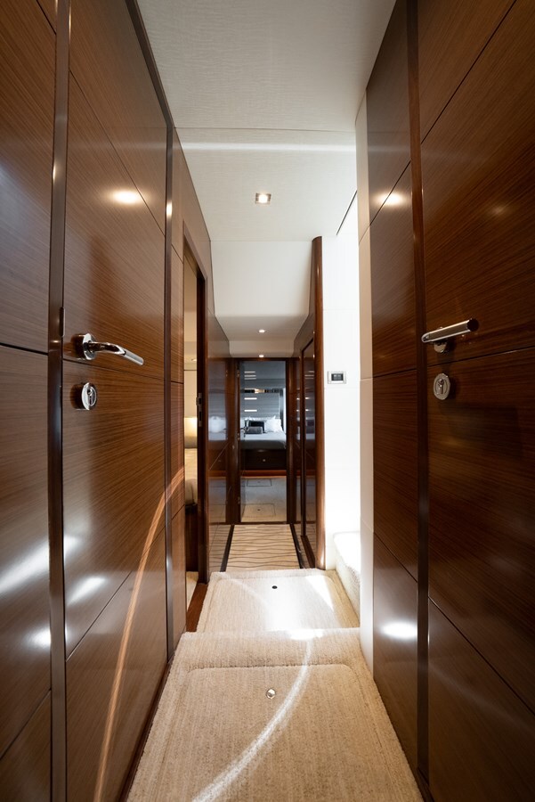 2018-ocean-alexander-70-a1e85a