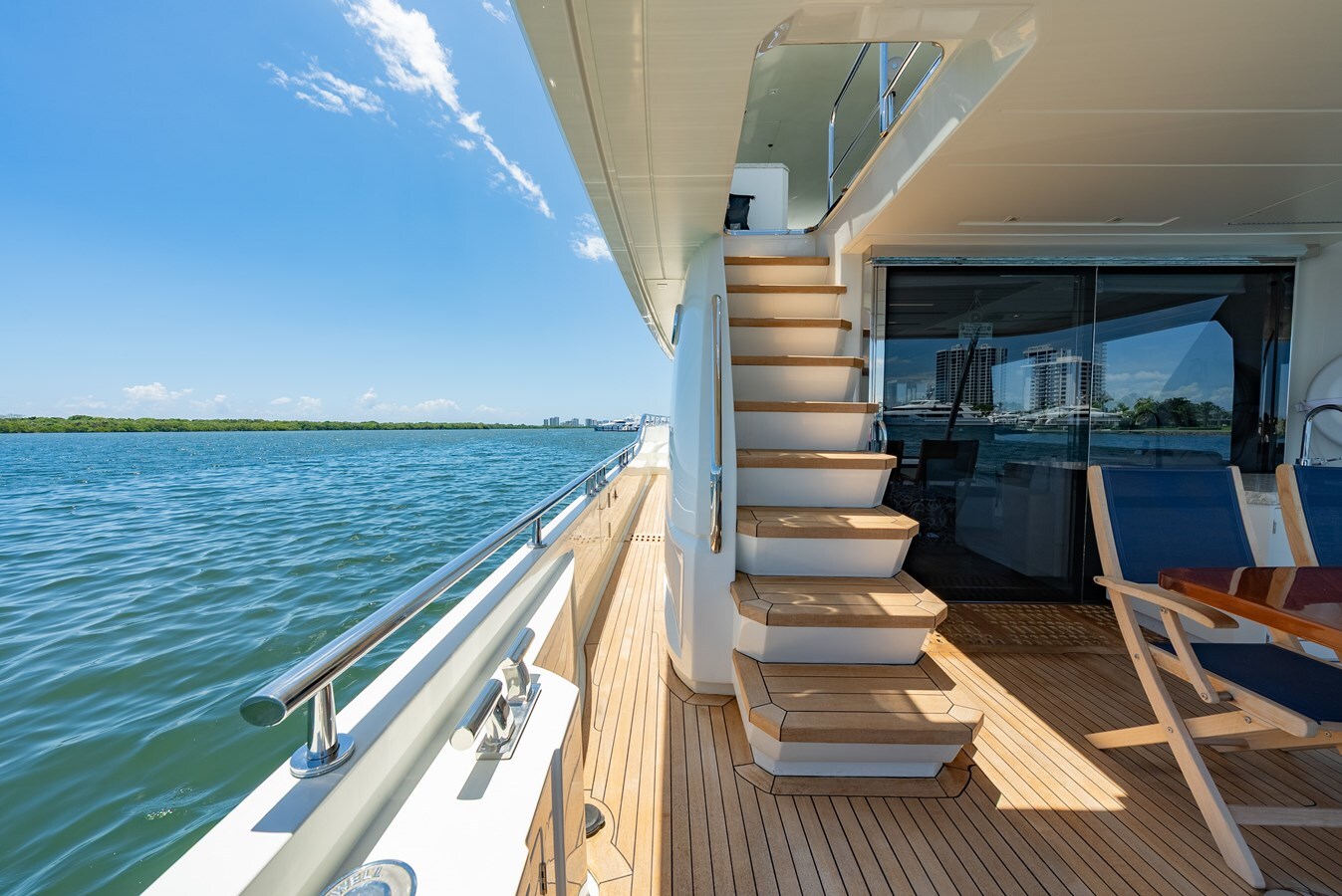 2018-ocean-alexander-70-a1e85a