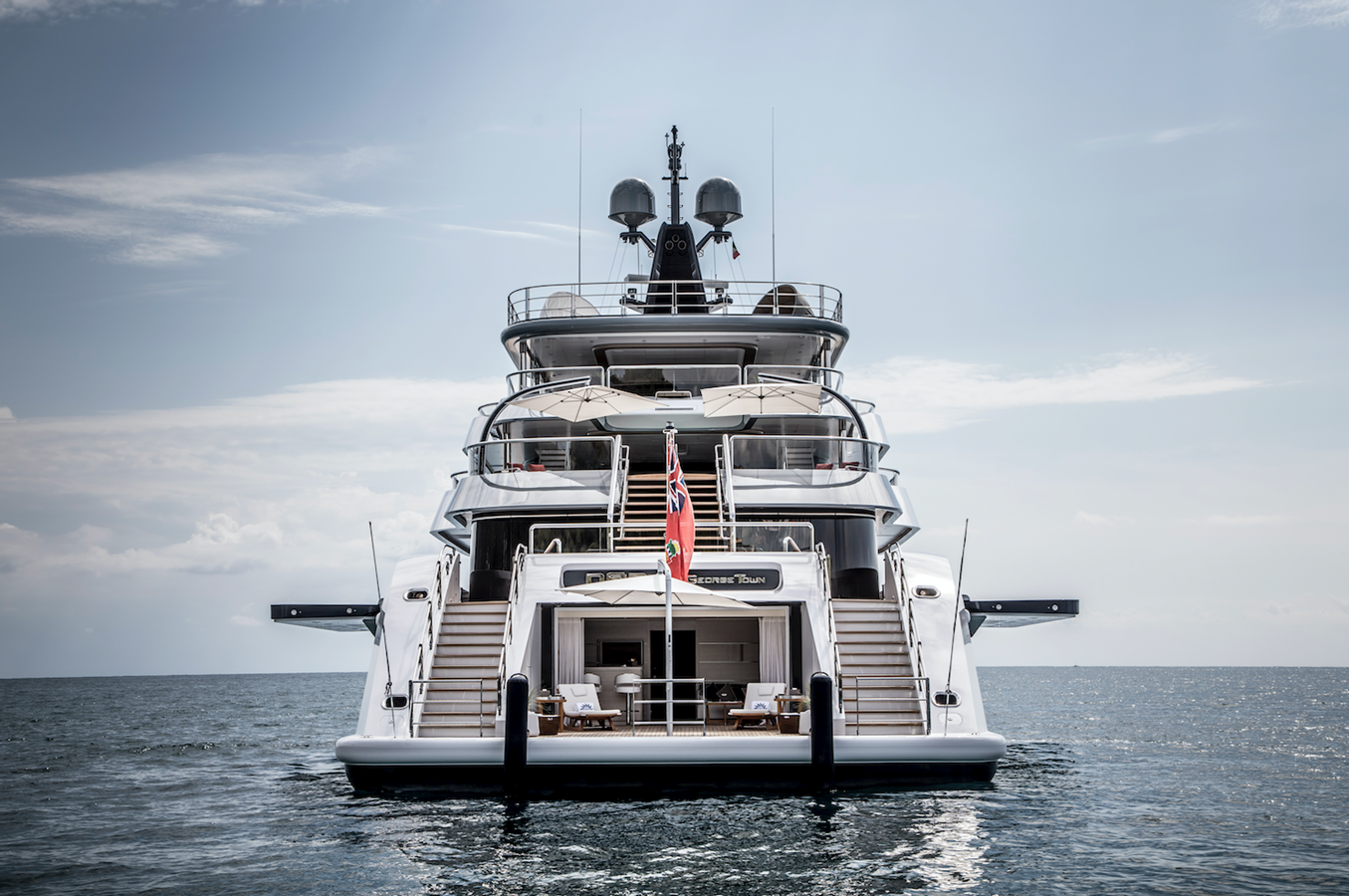 2018 OCEANCO 295' 4