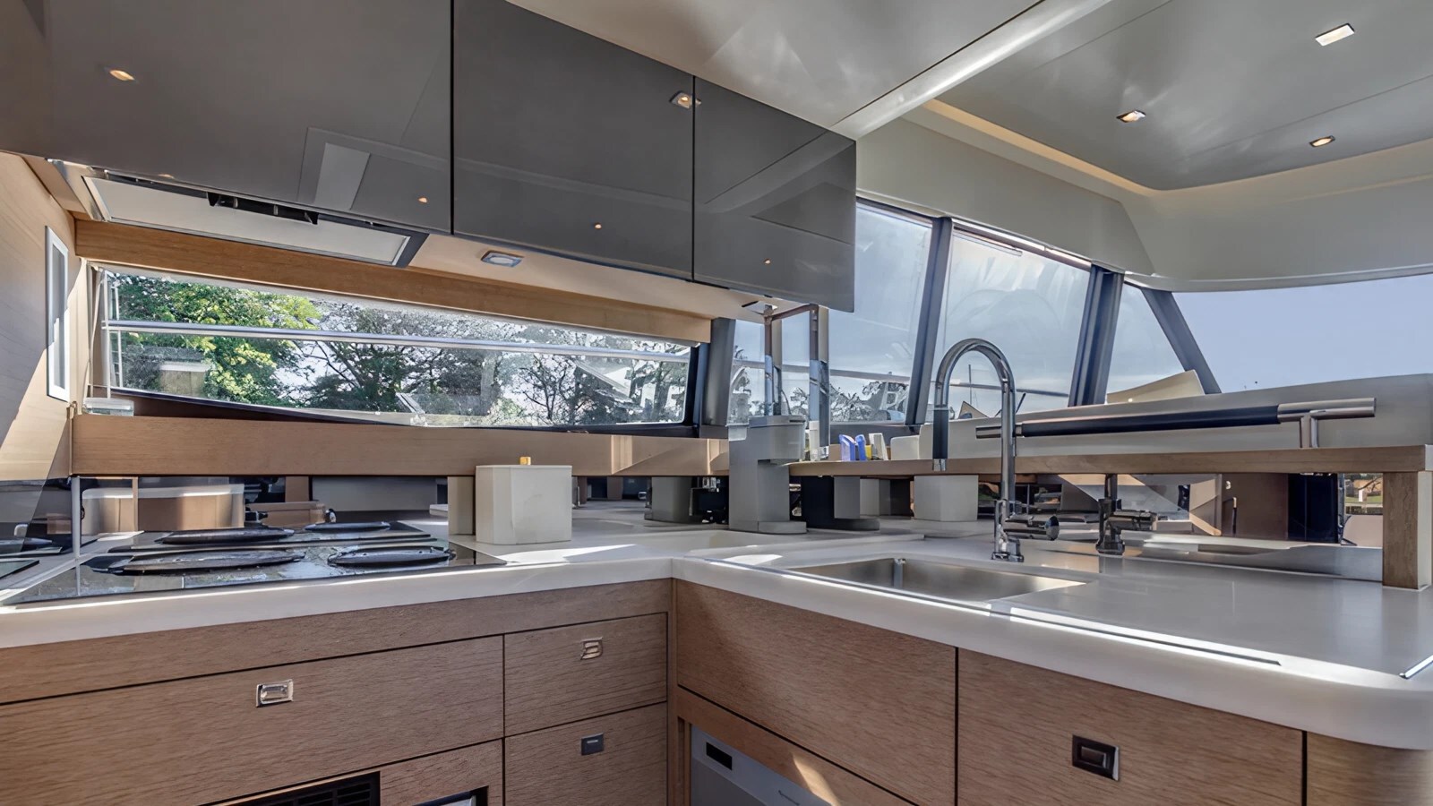 2018-prestige-56-c1fa37