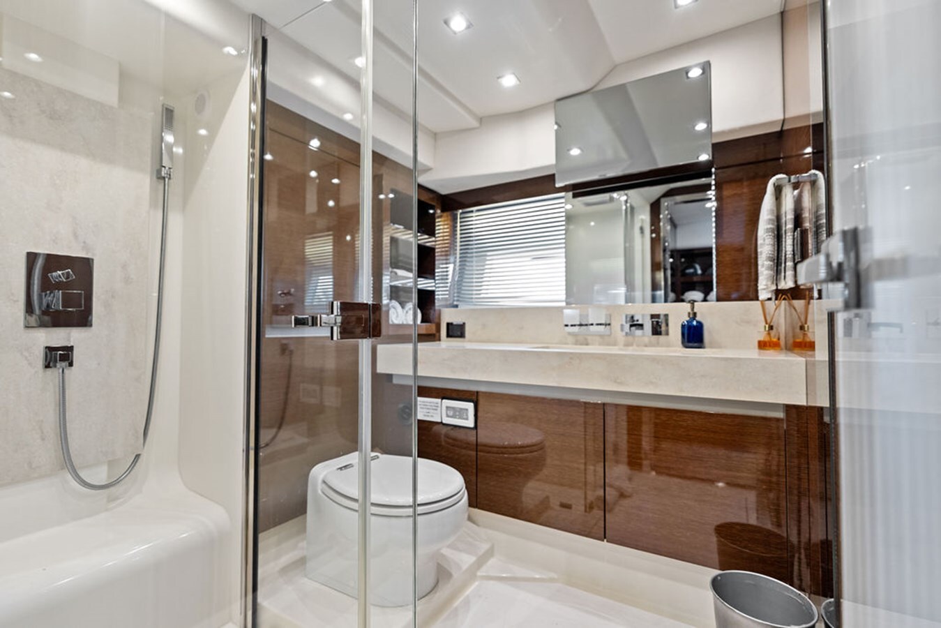 2018-prestige-68-9b36db