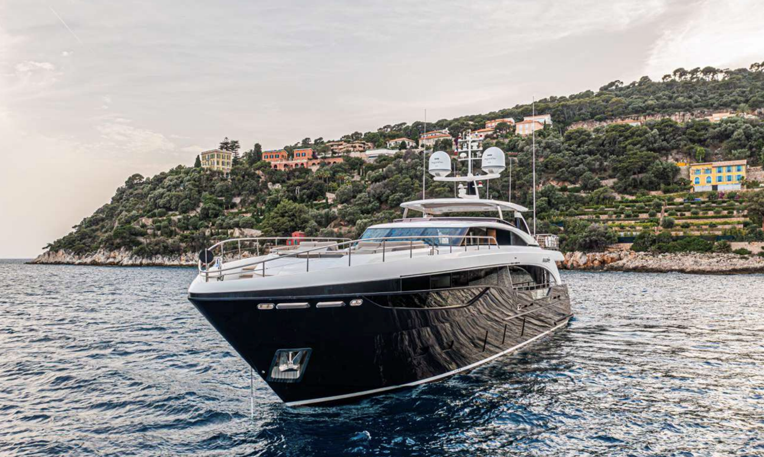 2018-princess-yachts-115-4-82f5e7