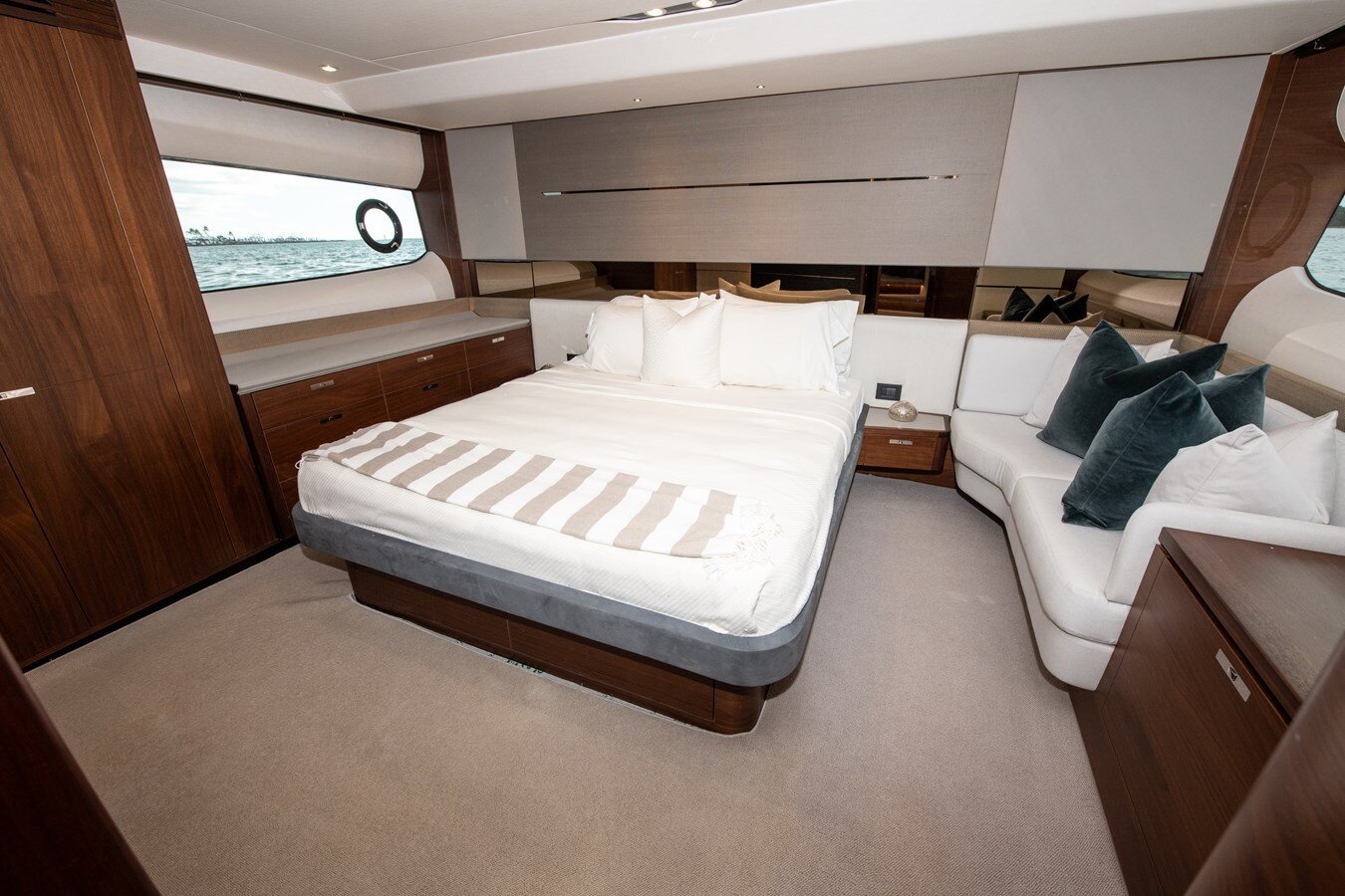 2018-princess-yachts-60-879a3e