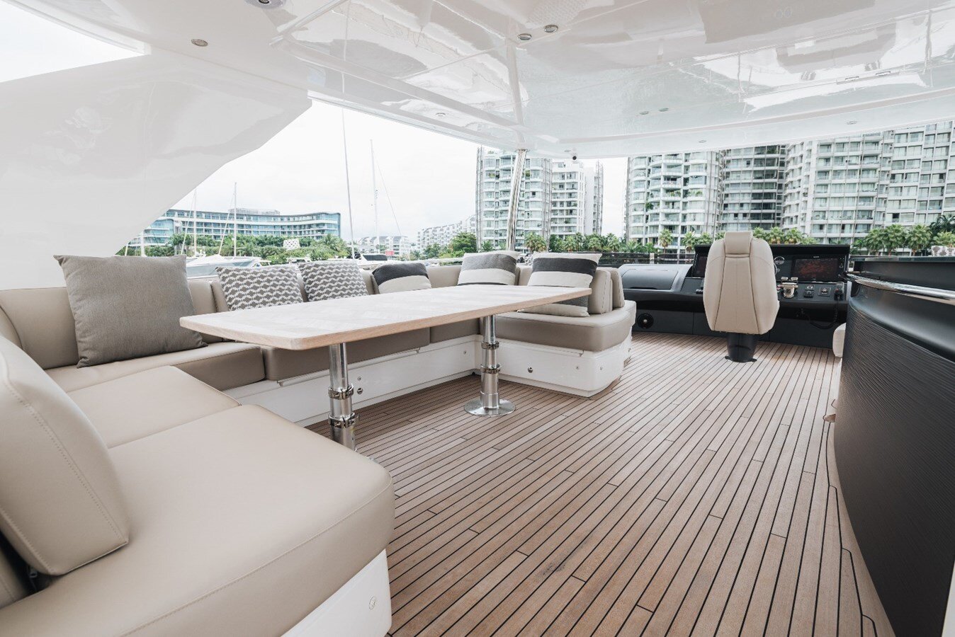 2018-princess-yachts-88-3db905