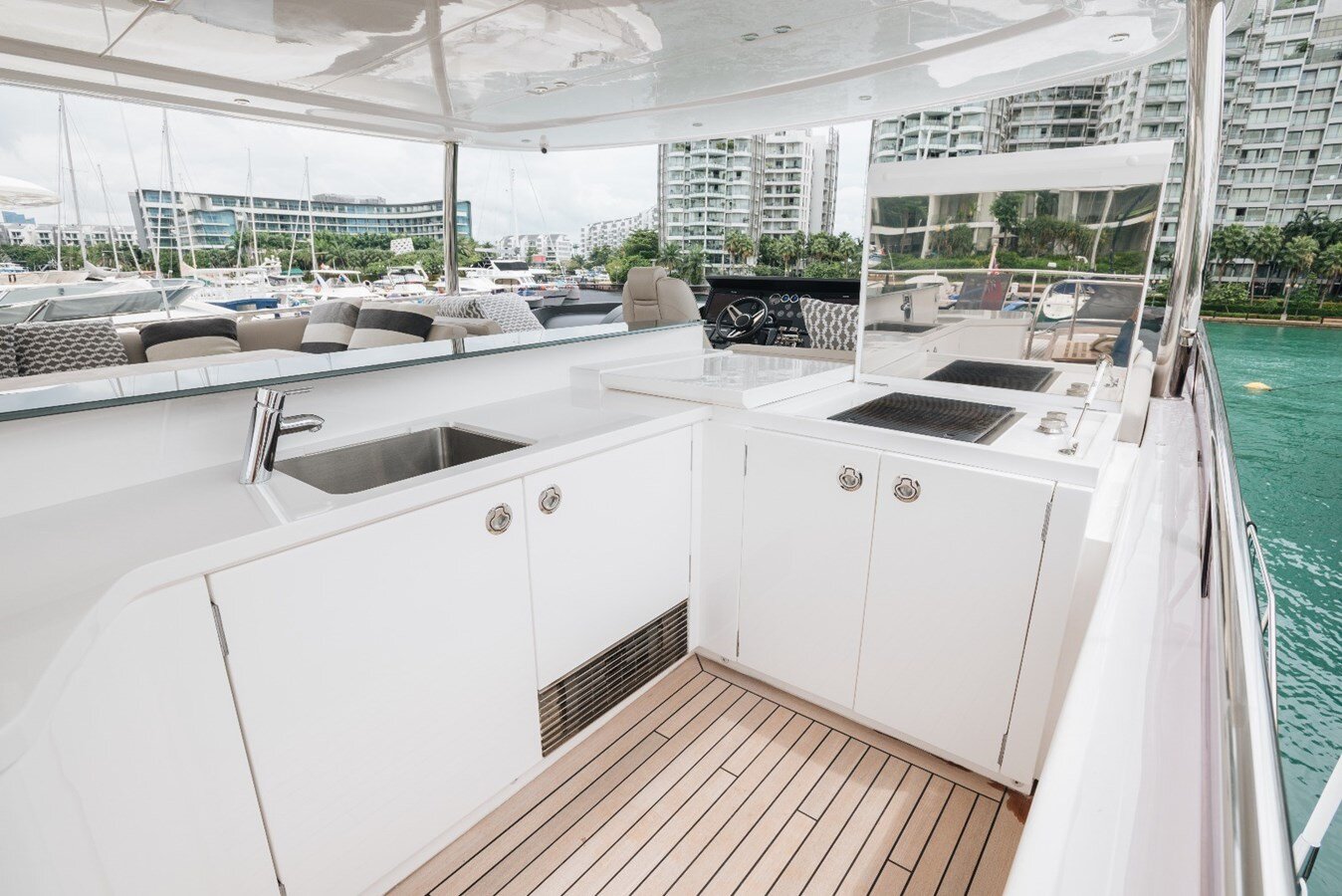 2018-princess-yachts-88-3db905