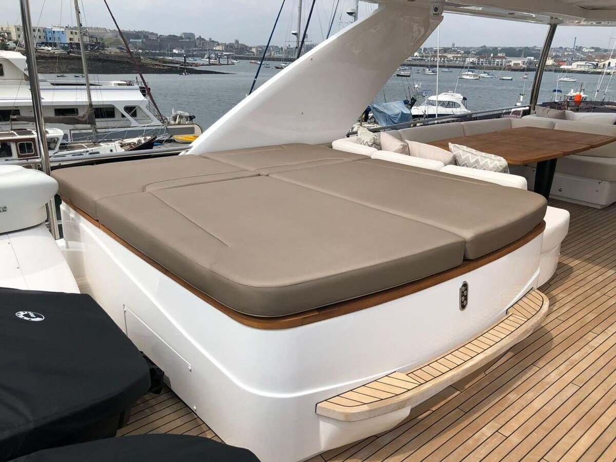 2018-princess-yachts-88-dcd623