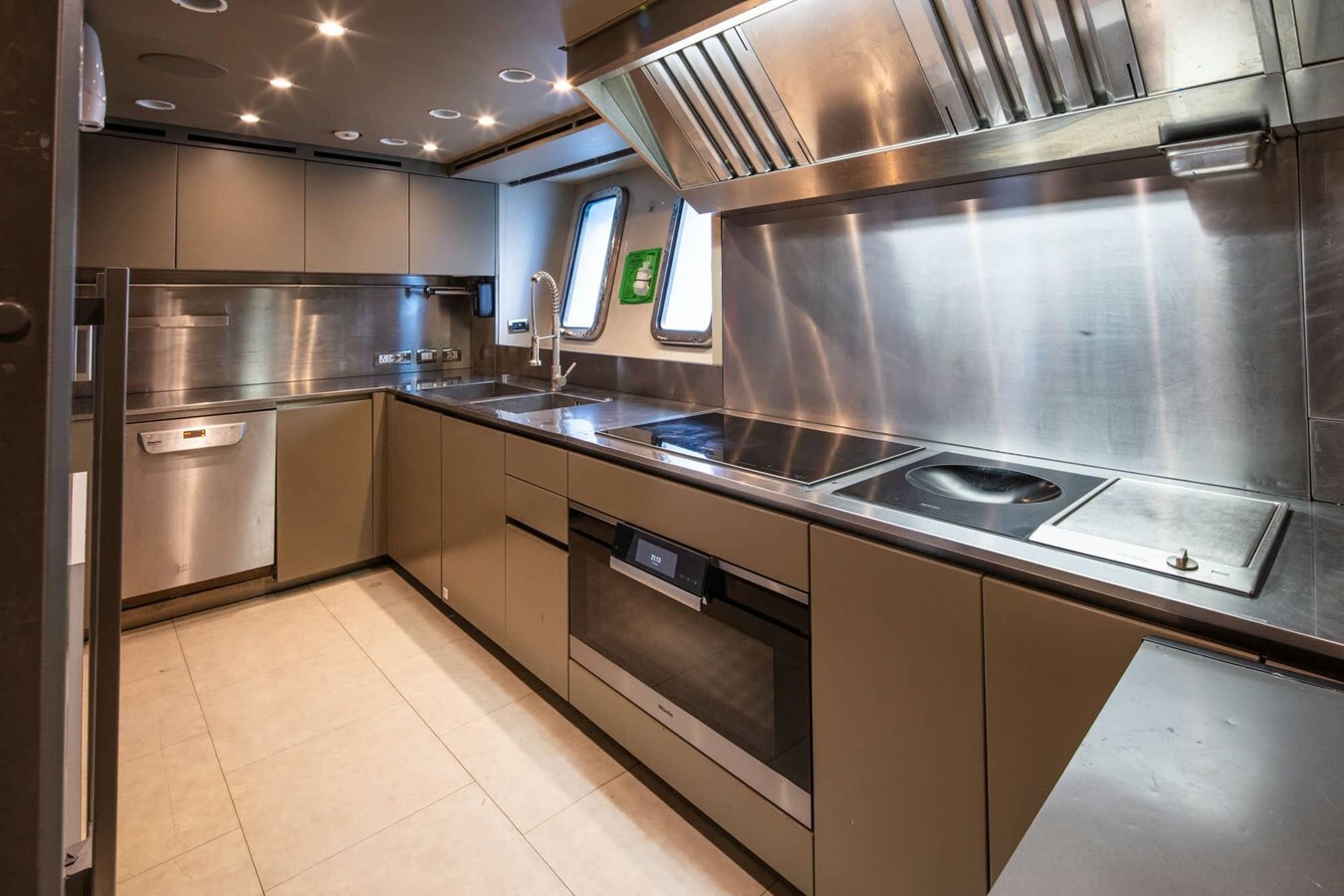 2018-sanlorenzo-154-2-85486f