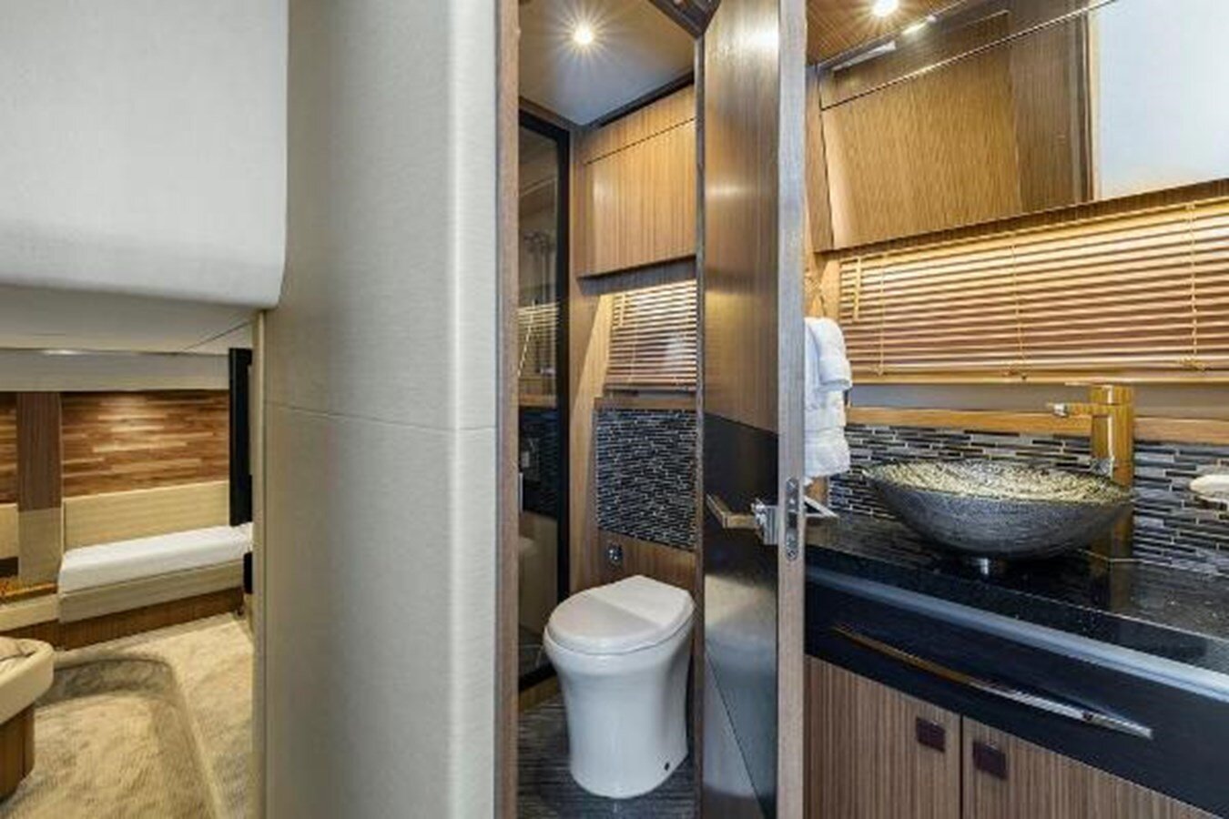 2018-sea-ray-58-10-f59724