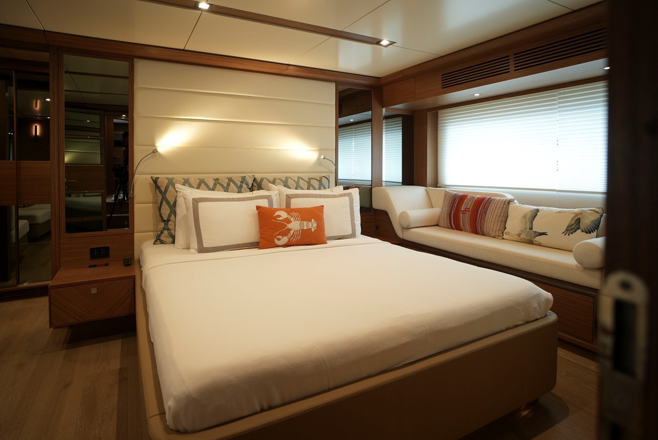 2018-sirena-63-1-b56e6e