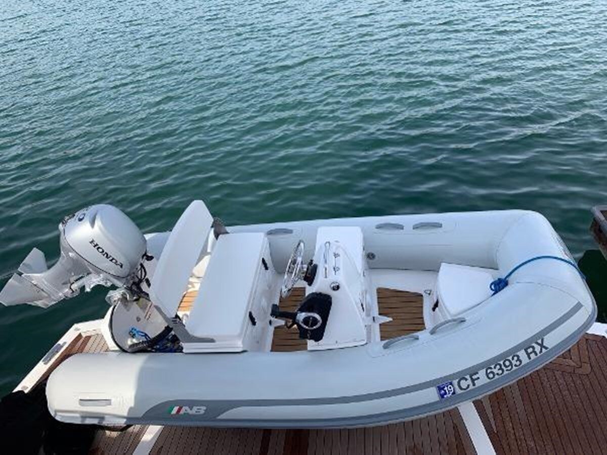 2018-sunseeker-52-850d94