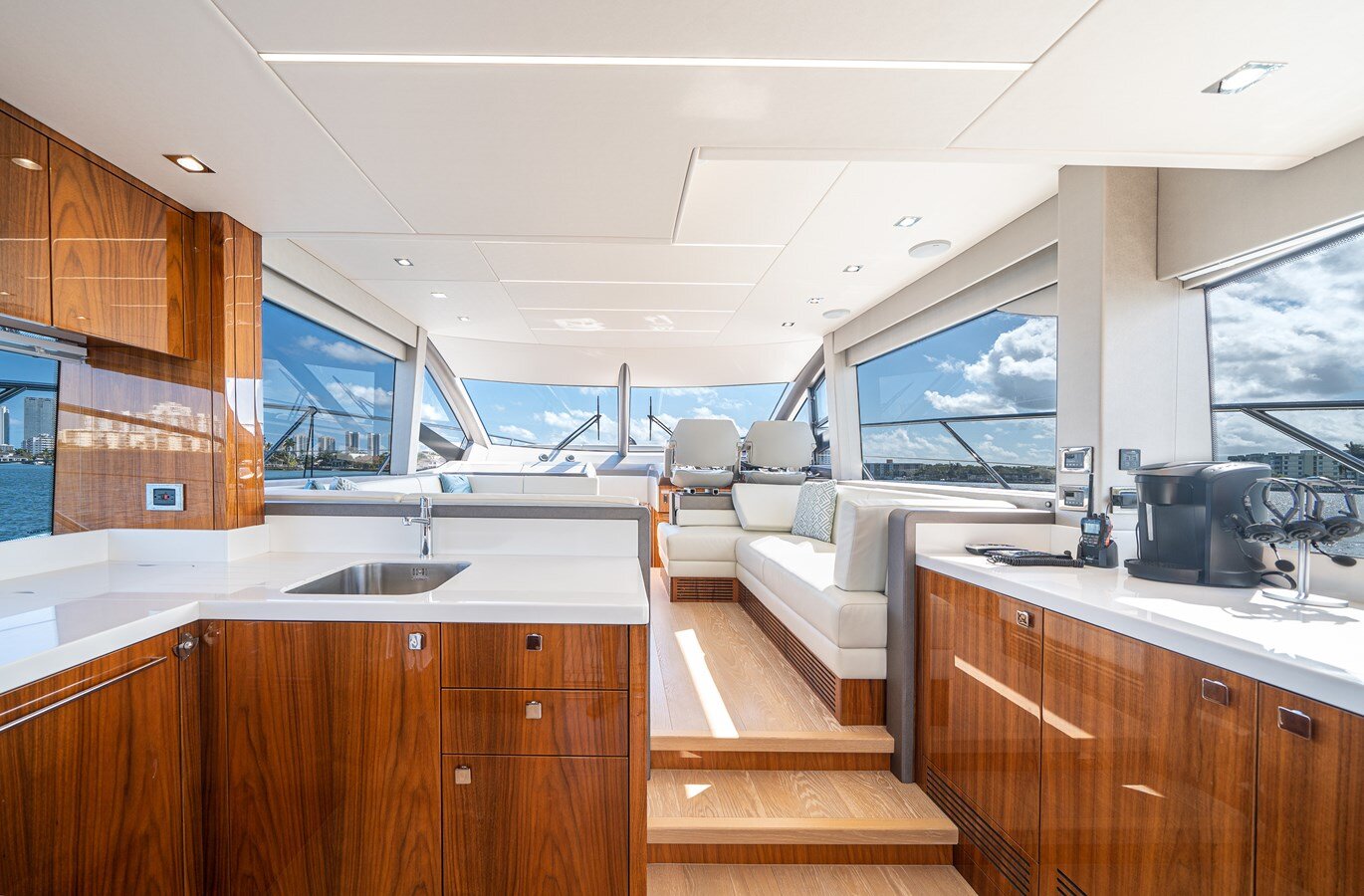 2018-sunseeker-52-81c136