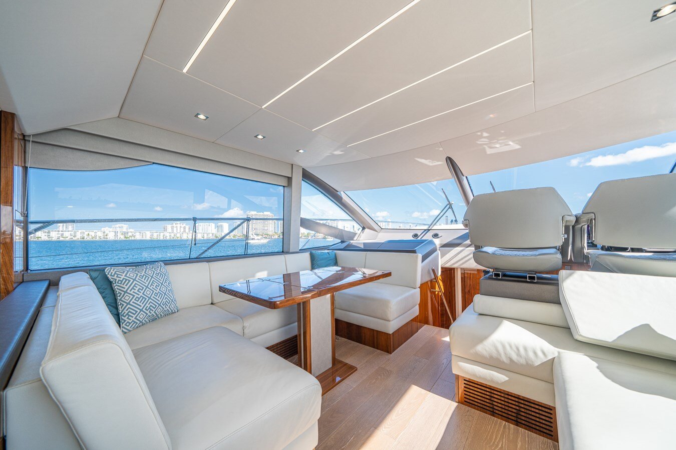 2018-sunseeker-52-81c136