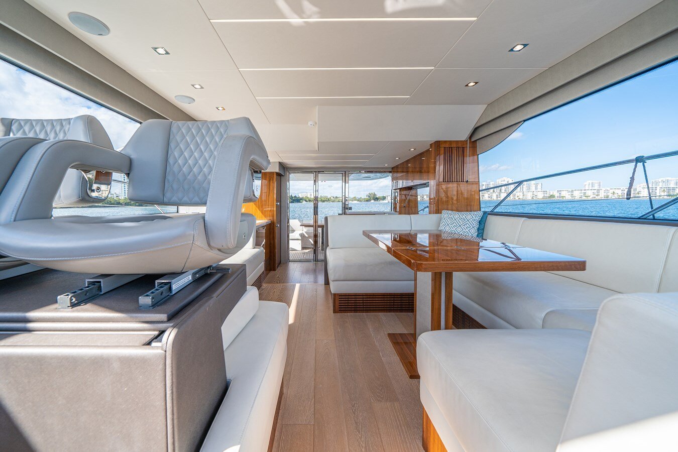 2018-sunseeker-52-81c136