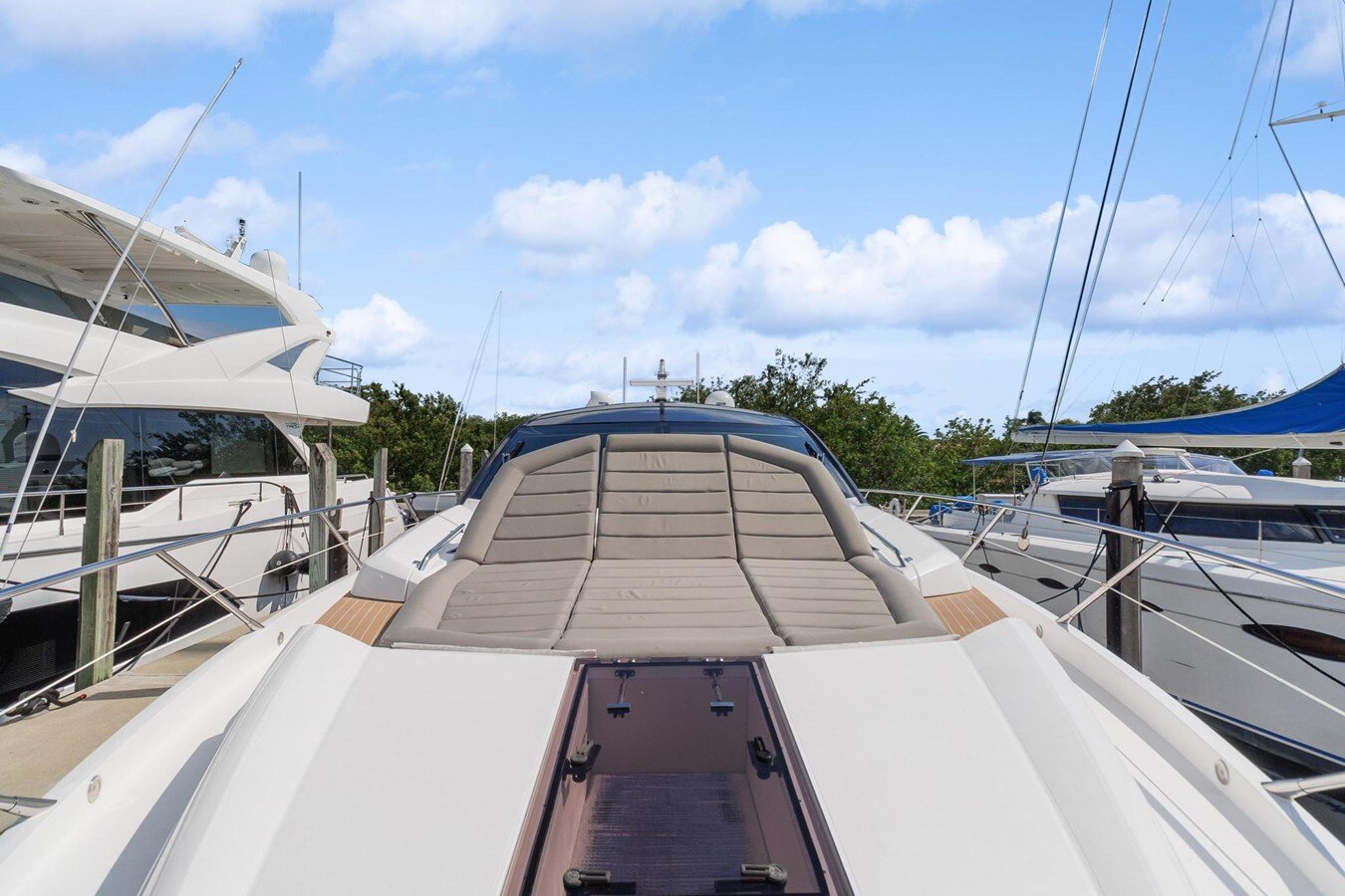 2018-sunseeker-68-2b7a27