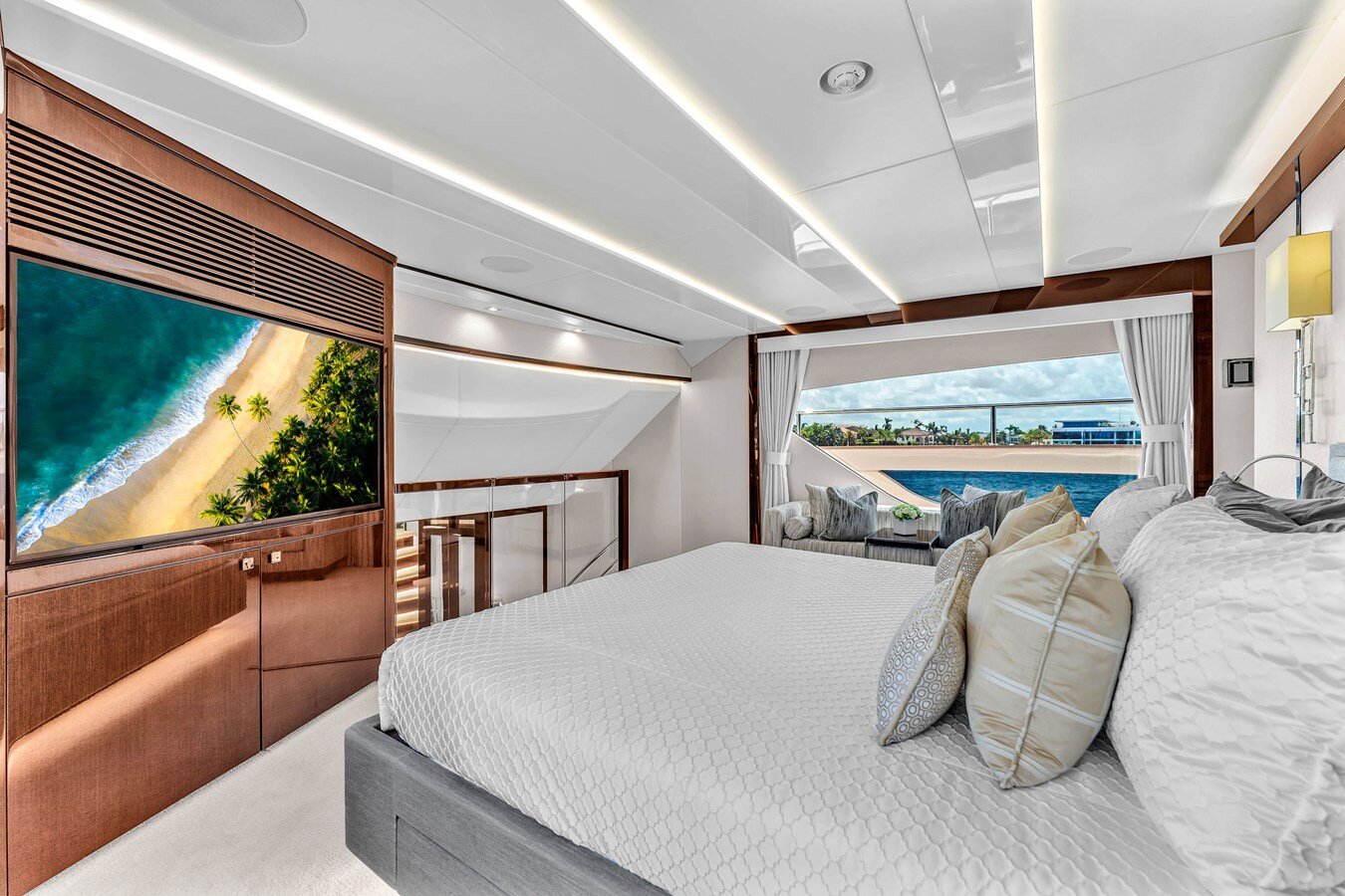 2018-sunseeker-92-7d3054