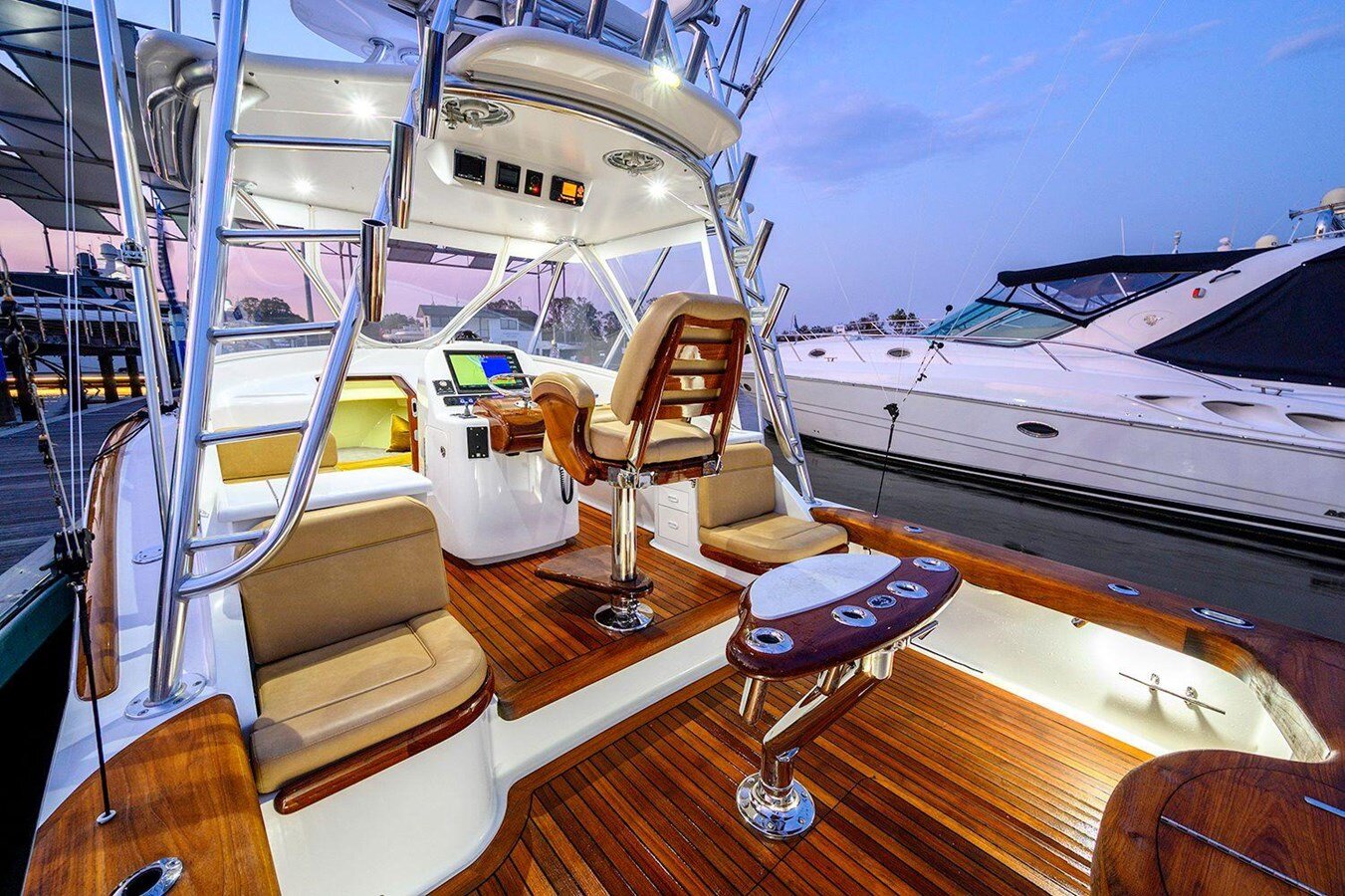 2018-winter-custom-yachts-30-adba11