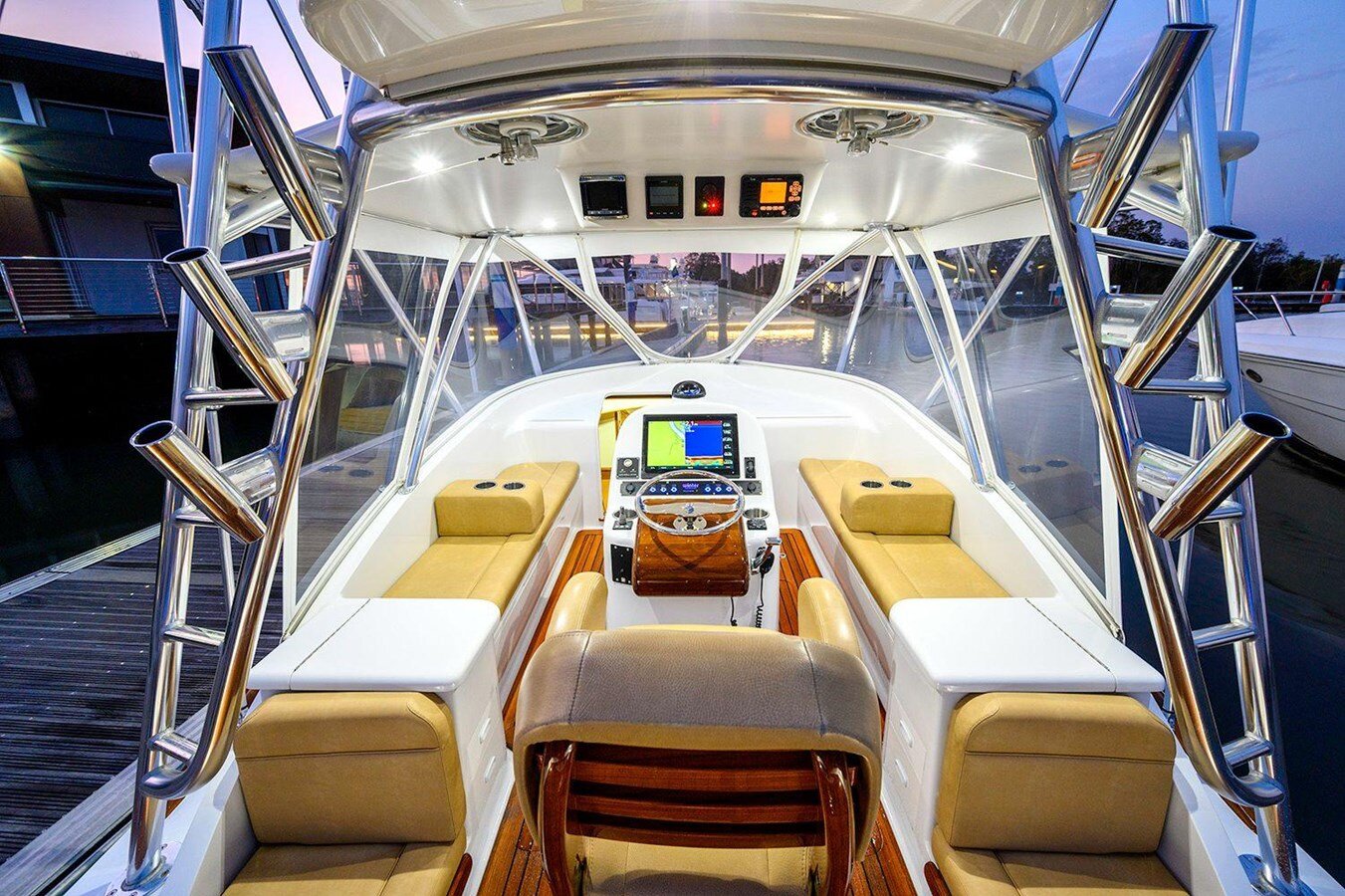 2018-winter-custom-yachts-30-adba11
