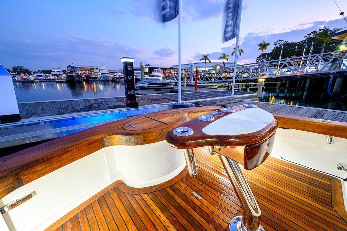 2018-winter-custom-yachts-30-adba11