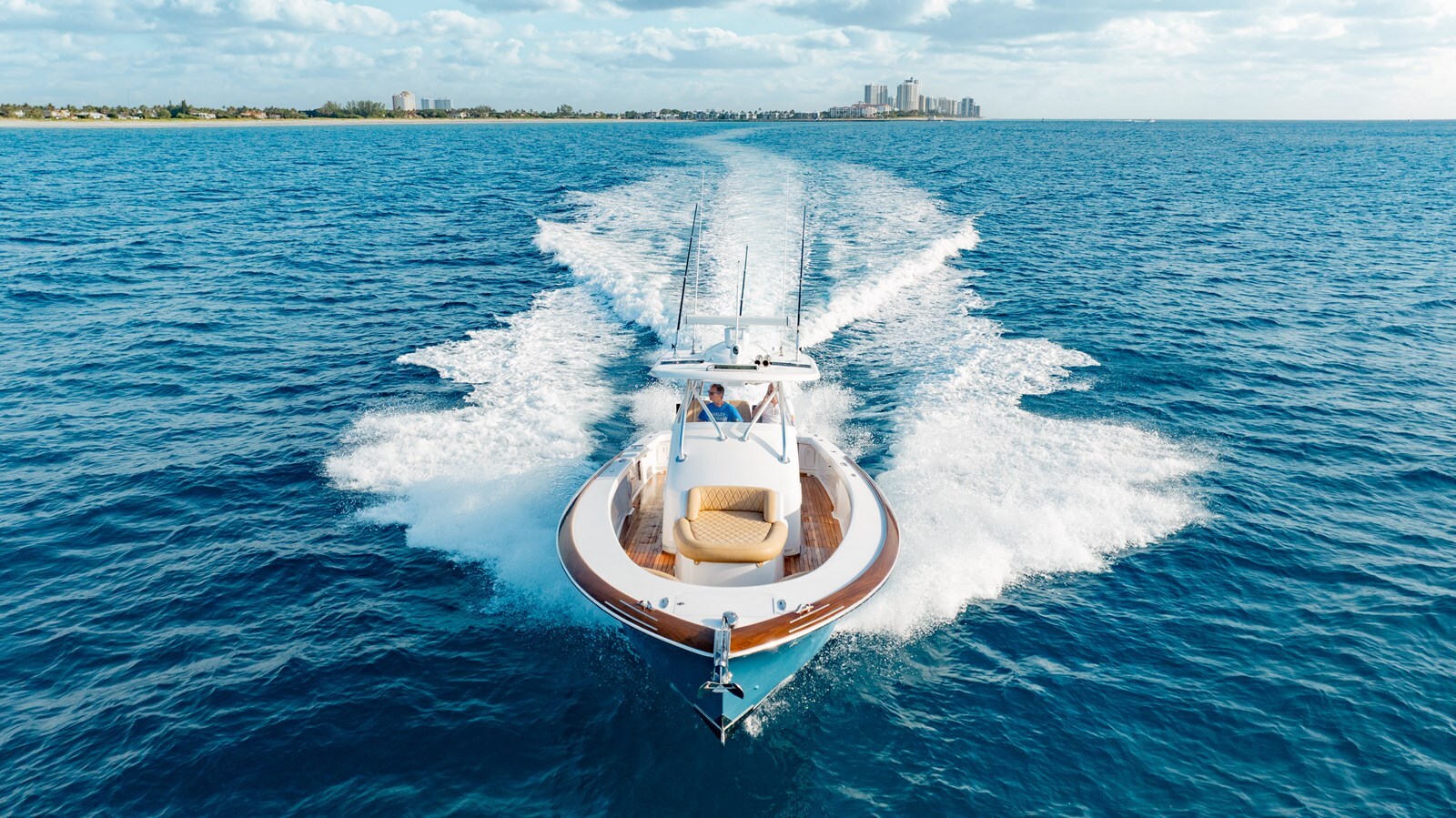 2018-winter-custom-yachts-37-5e8ed8