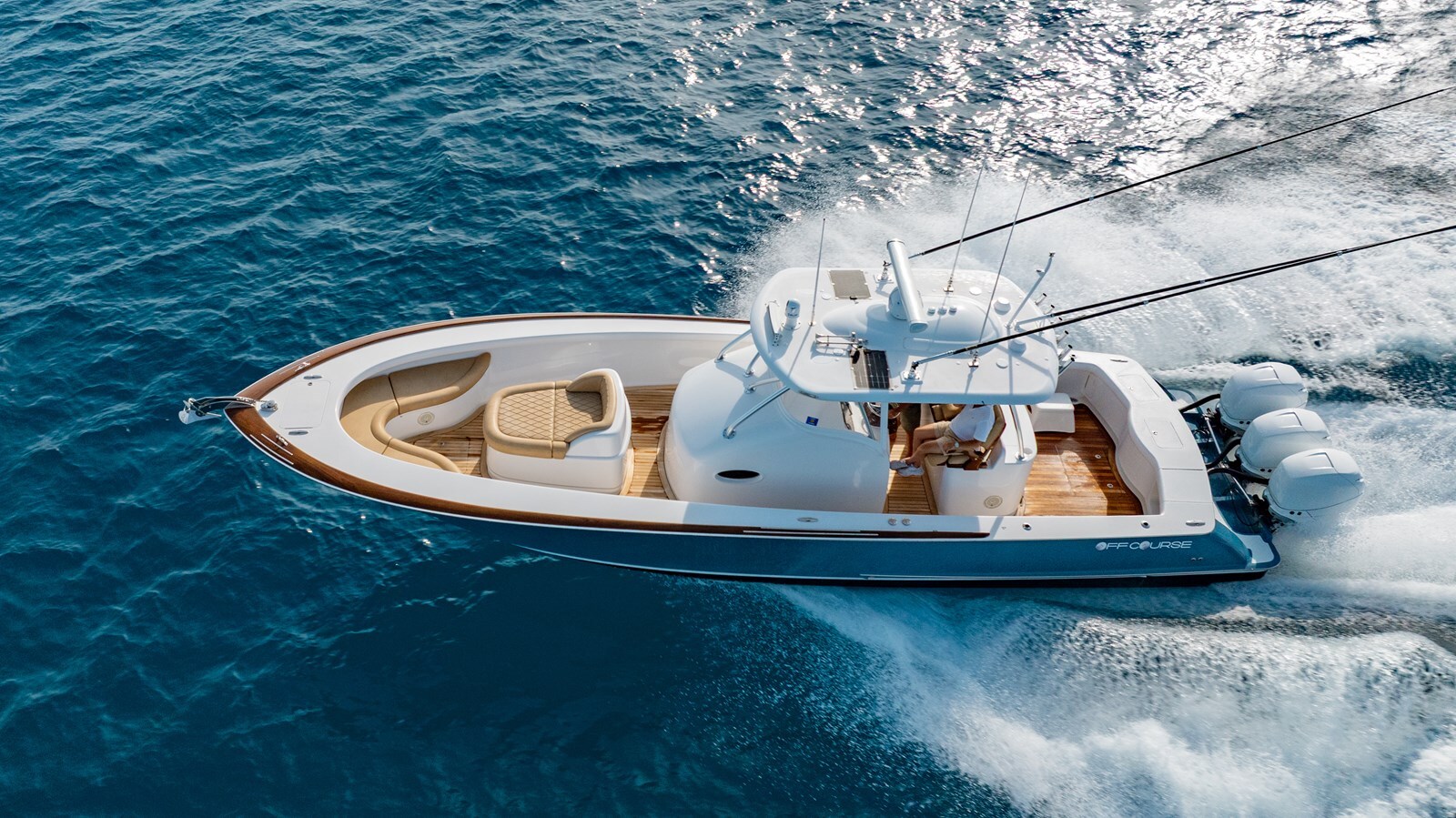2018-winter-custom-yachts-37-5e8ed8
