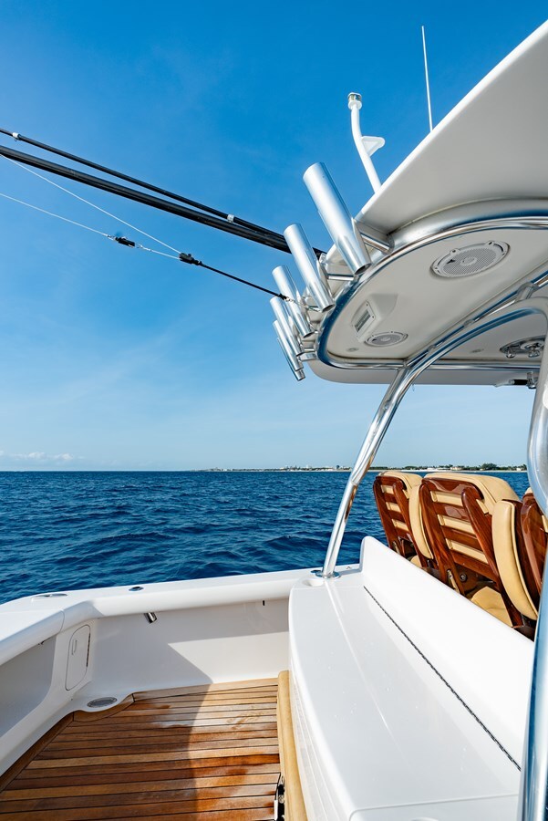 2018-winter-custom-yachts-37-5e8ed8