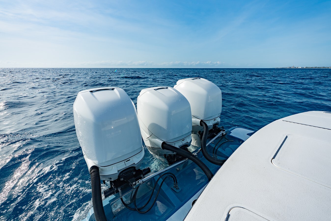 2018-winter-custom-yachts-37-5e8ed8