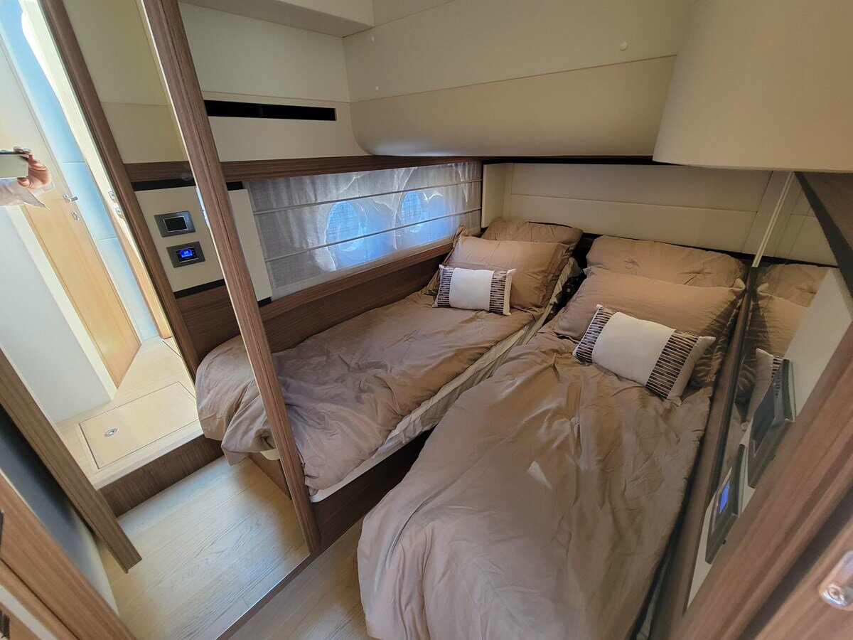 2019-absolute-50-555460