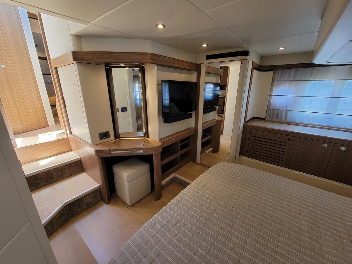 2019-absolute-50-555460