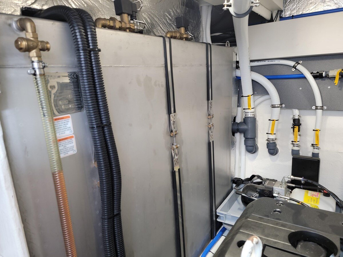 2019-absolute-50-555460