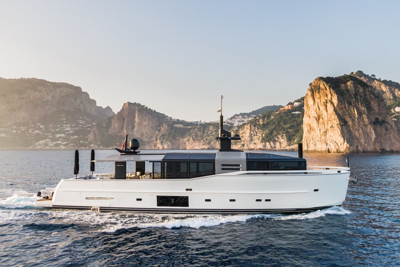 2019-arcadia-yachts-85-90edd2