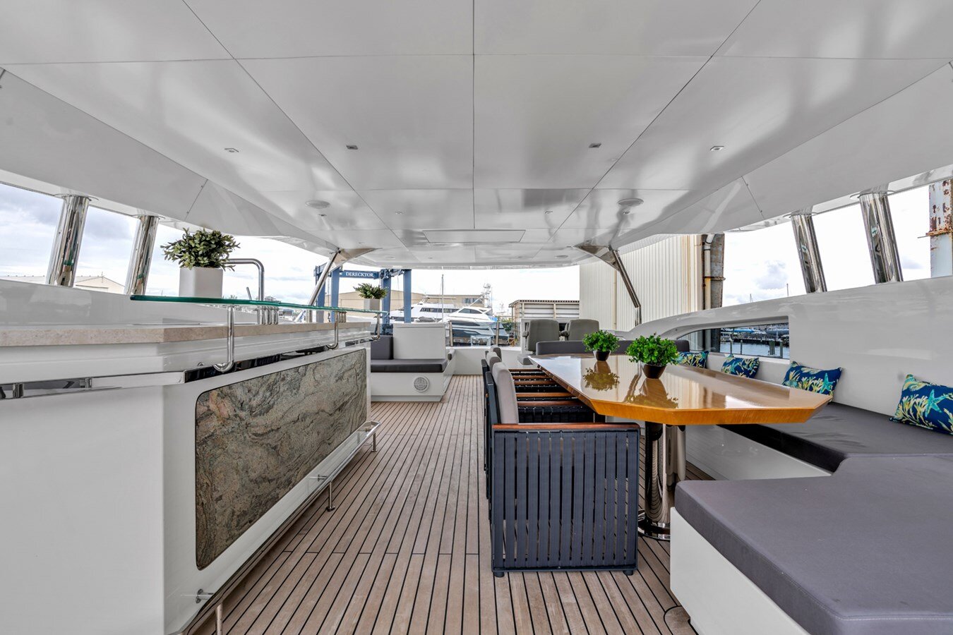 2019-ava-yachts-110-3-8fe228