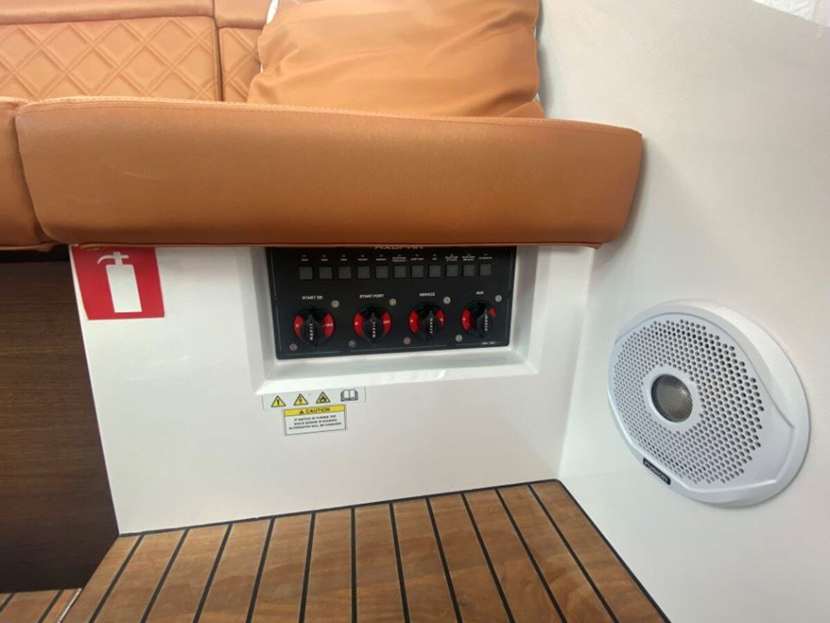 2019-axopar-39-c58b20