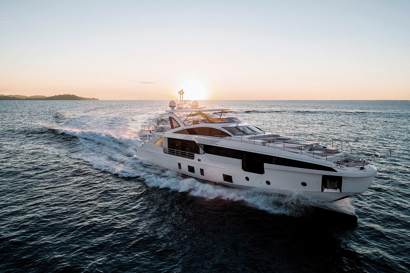 2019-azimut-yachts-105-fd9887