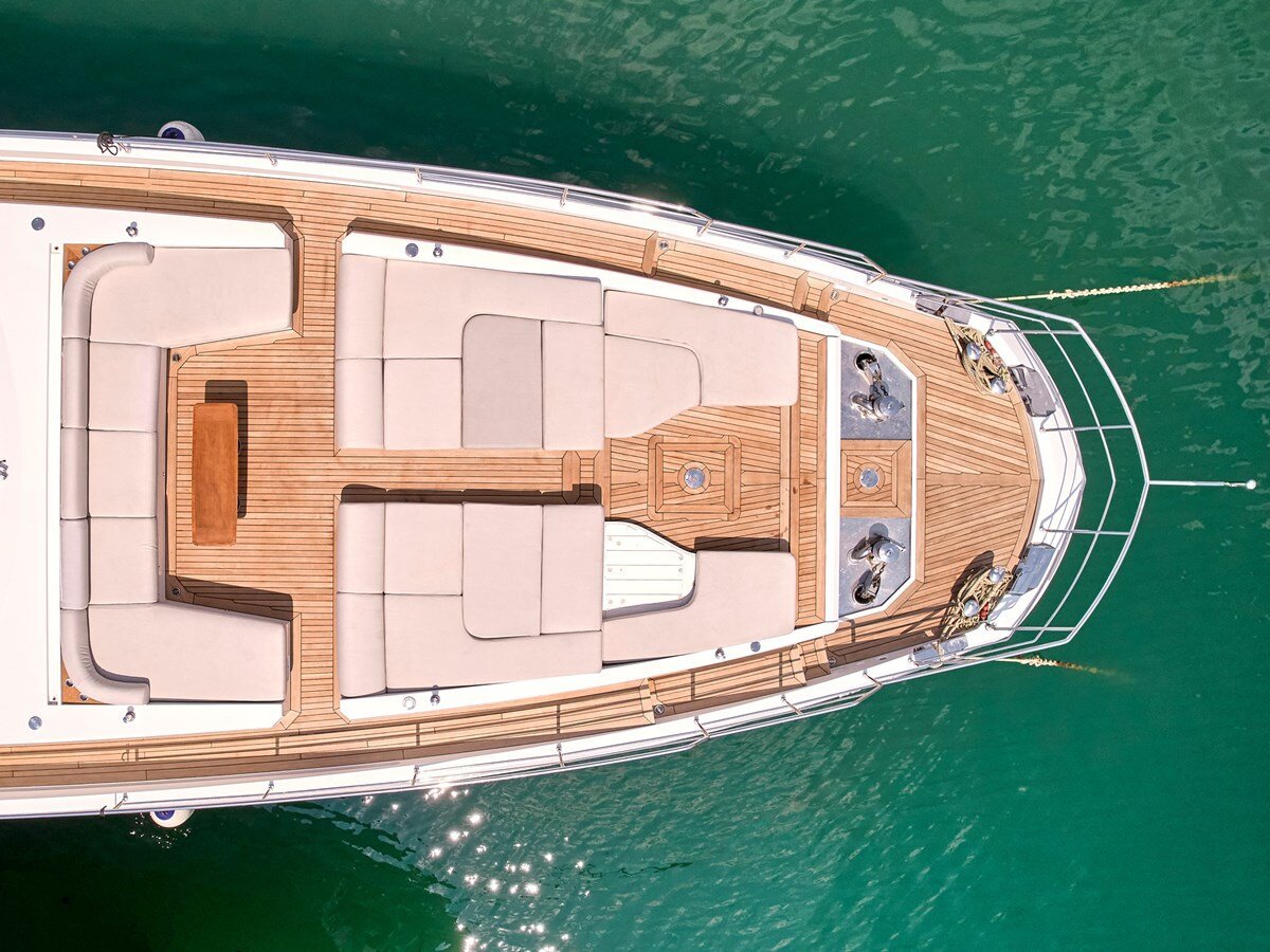 2019-azimut-yachts-105-fd9887