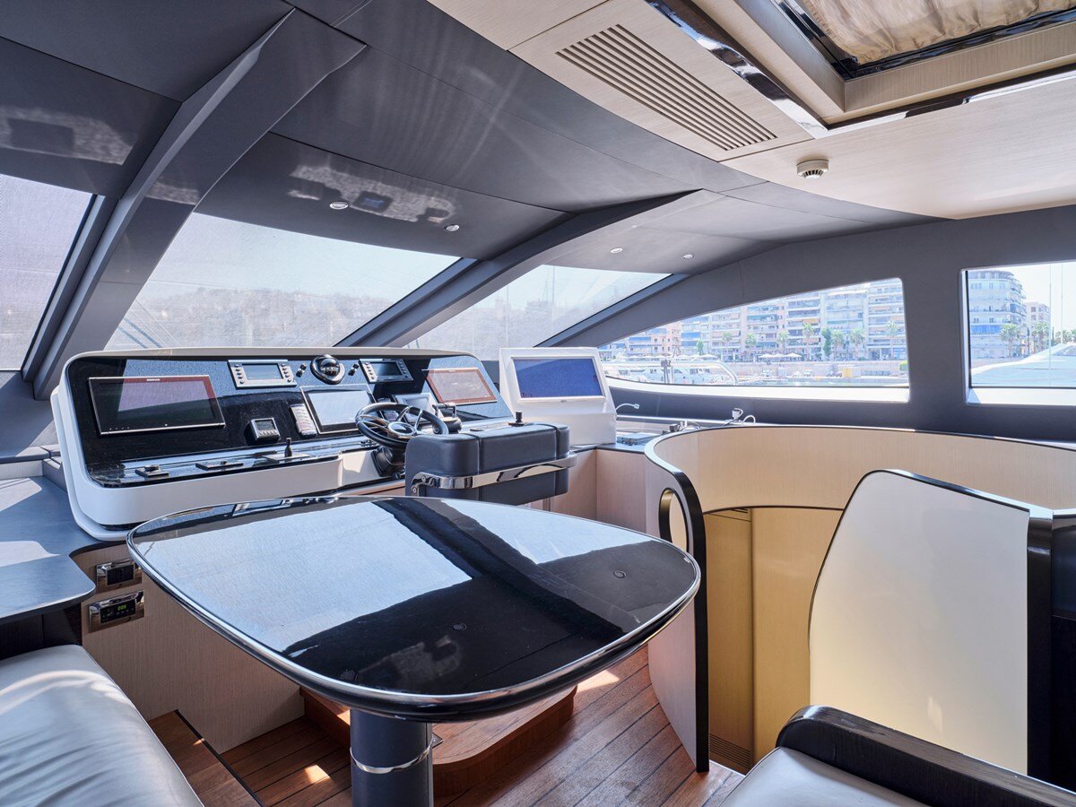 2019-azimut-yachts-105-fd9887