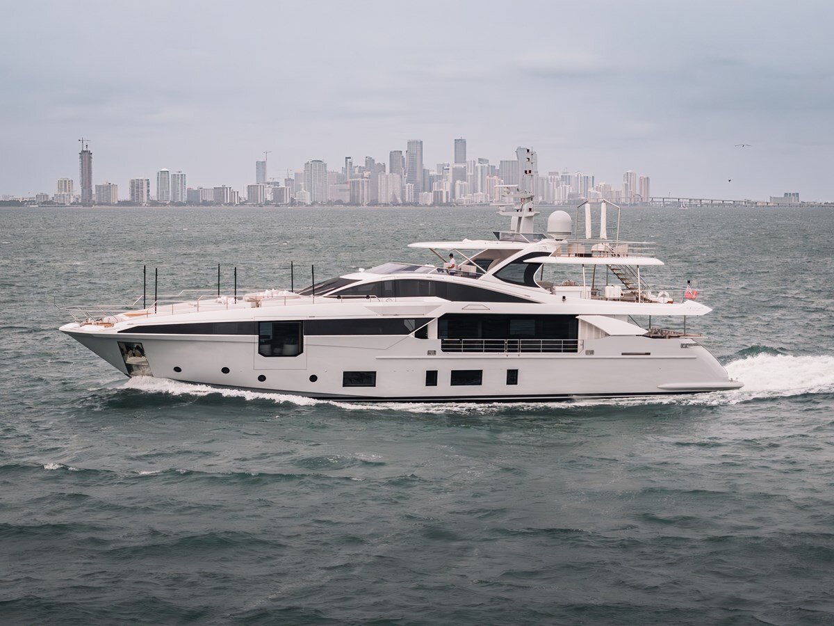 2019 AZIMUT YACHTS 114' 10