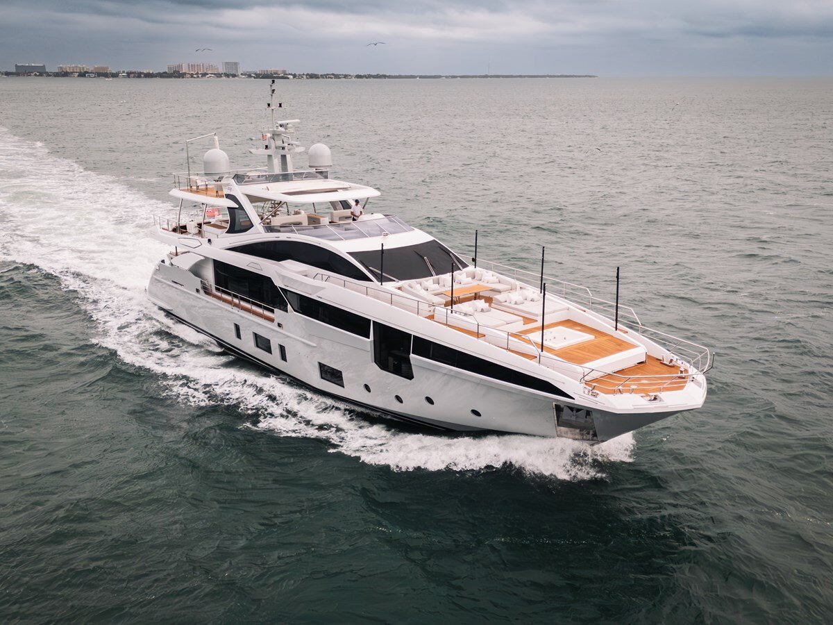 2019 AZIMUT YACHTS 114' 10