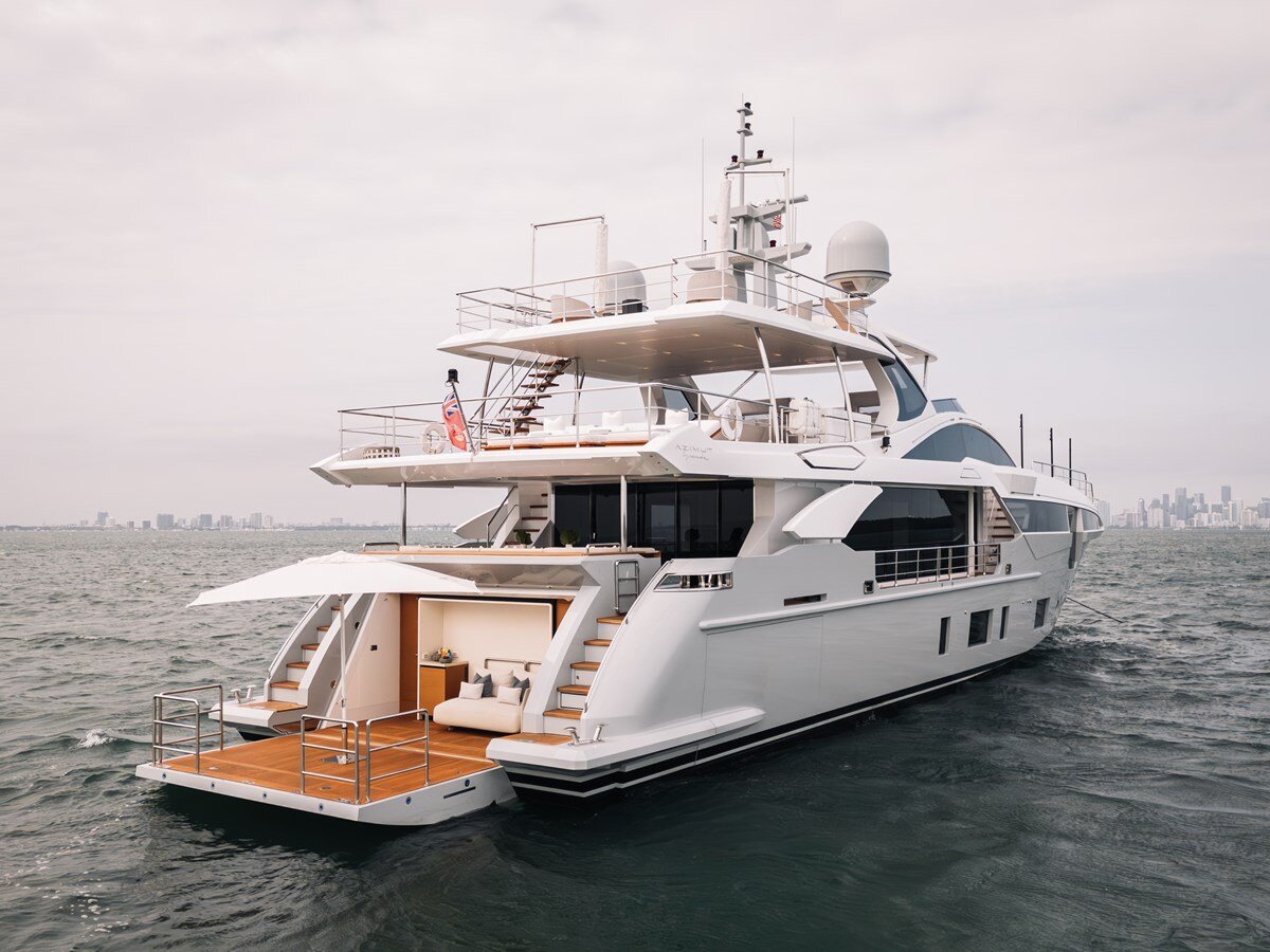 2019-azimut-yachts-114-10-cc369e