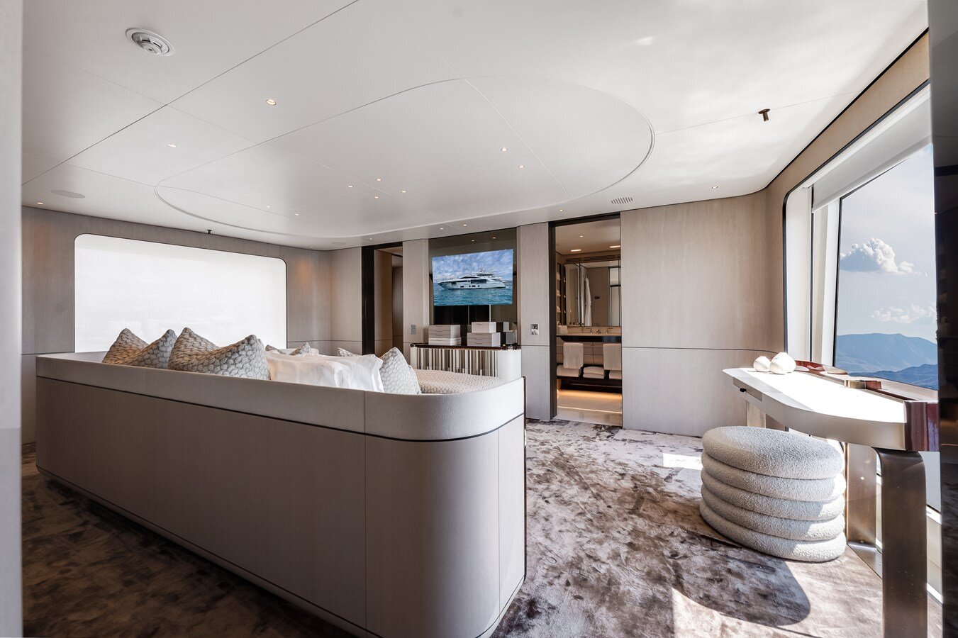 2019-azimut-yachts-114-10-977af2