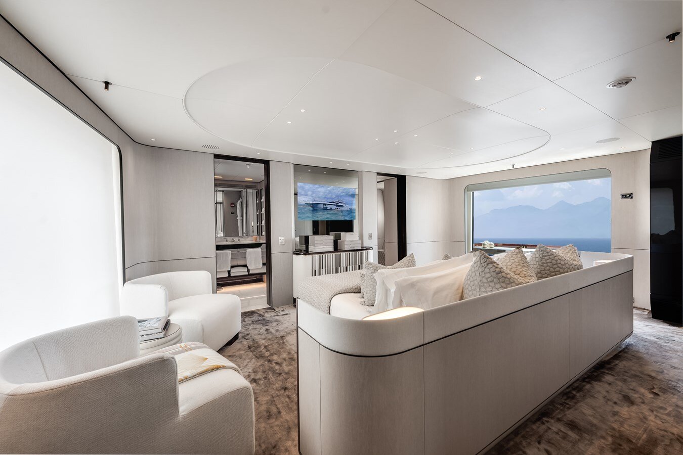 2019-azimut-yachts-114-10-977af2