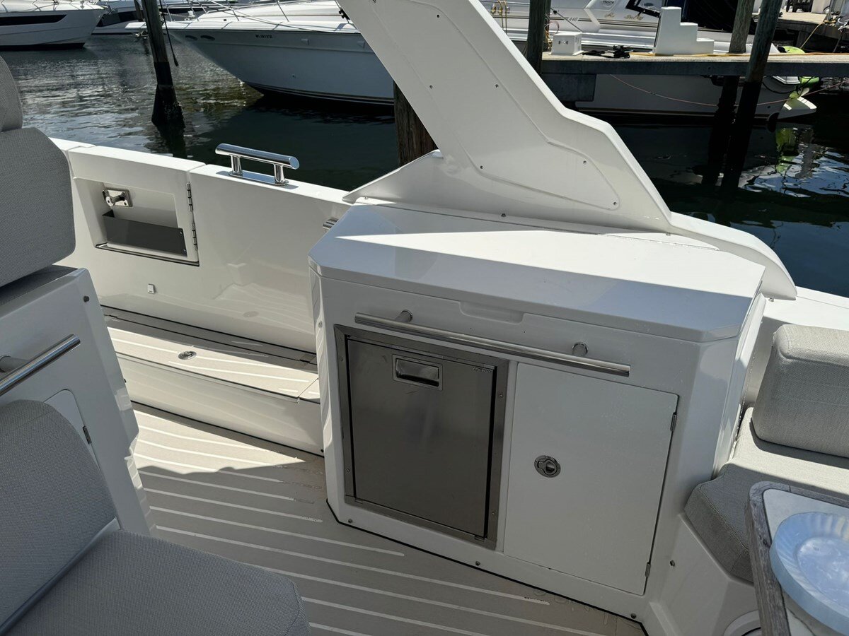 2019-azimut-yachts-42-7-55cc4e