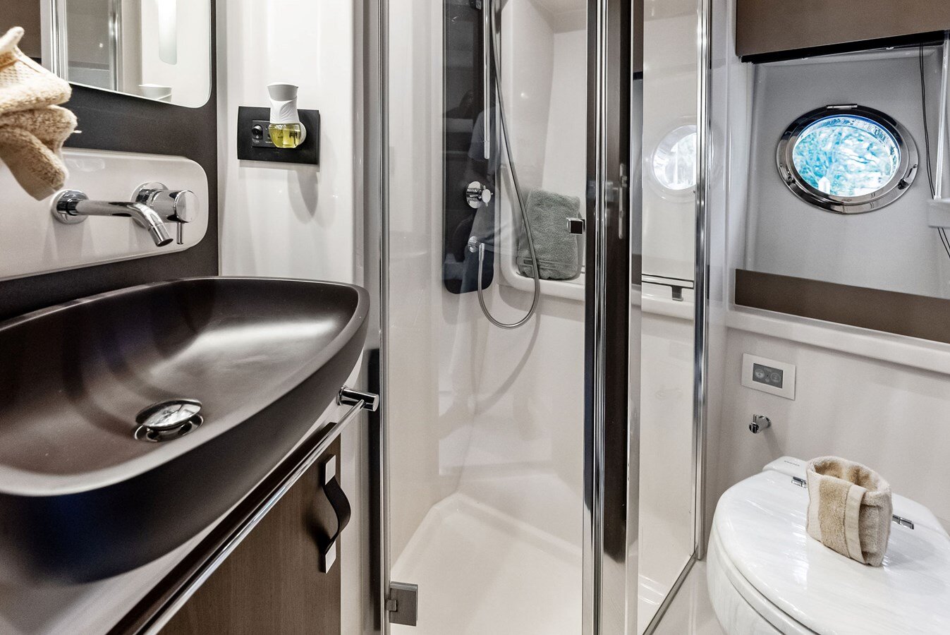 2019-azimut-yachts-51-4-716157