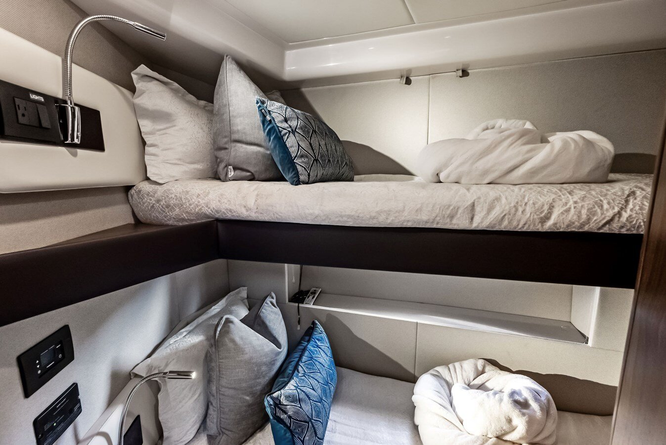 2019-azimut-yachts-51-4-716157