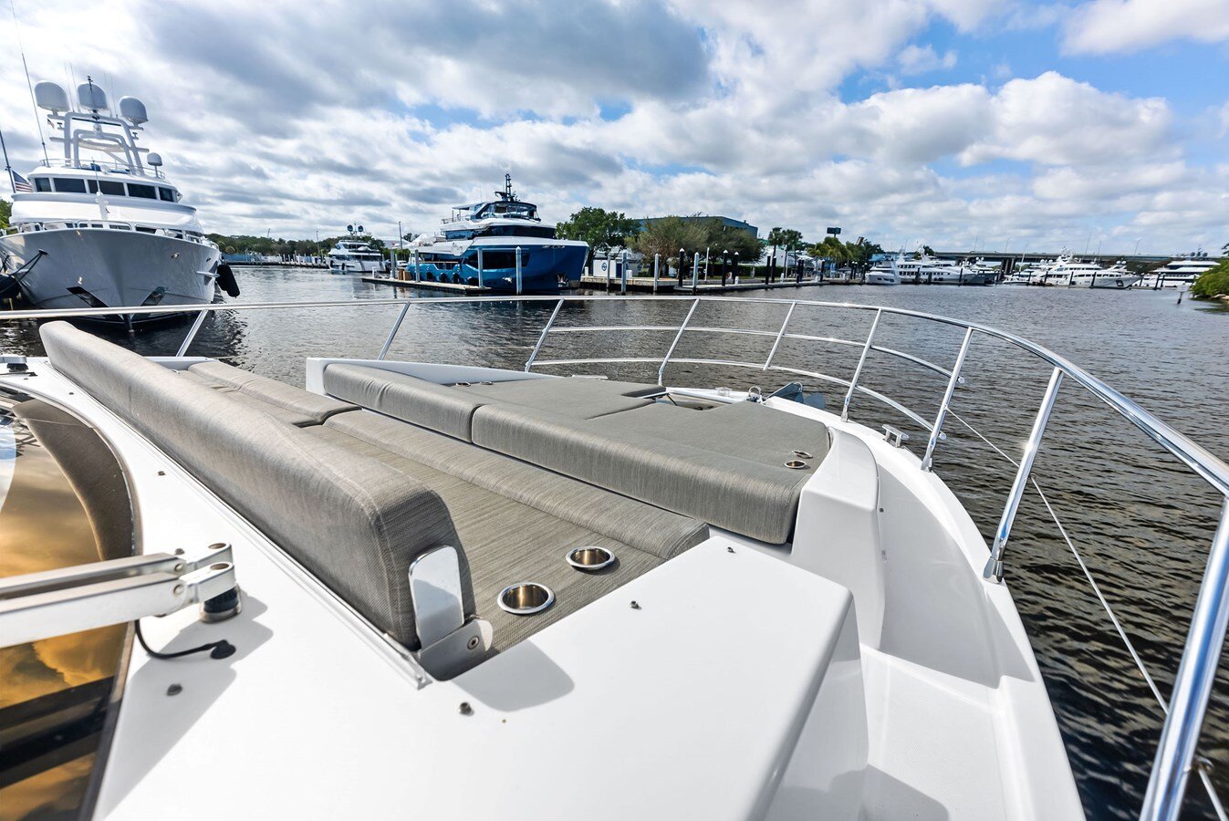 2019-azimut-yachts-51-4-716157