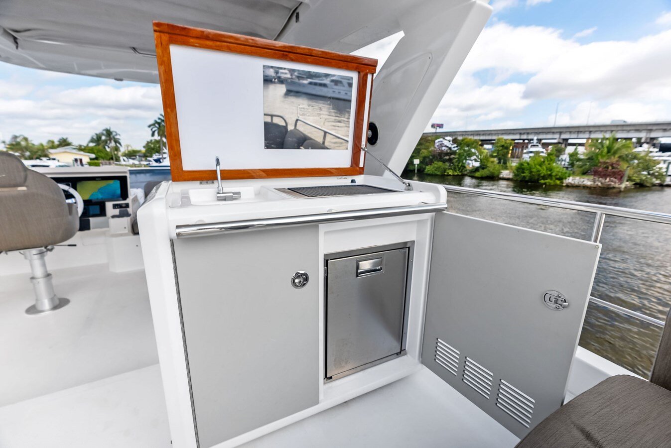 2019-azimut-yachts-51-4-716157