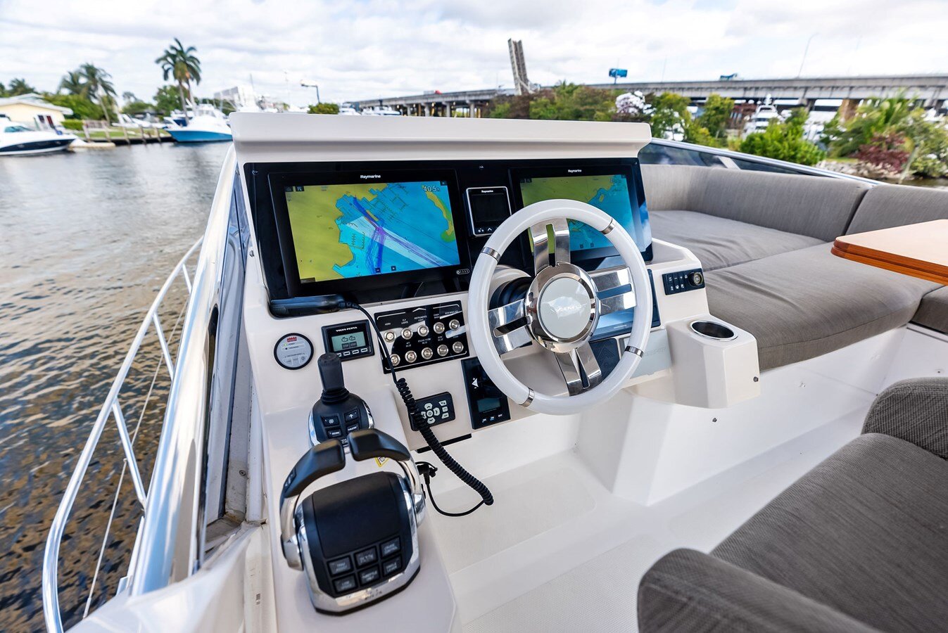 2019-azimut-yachts-51-4-716157