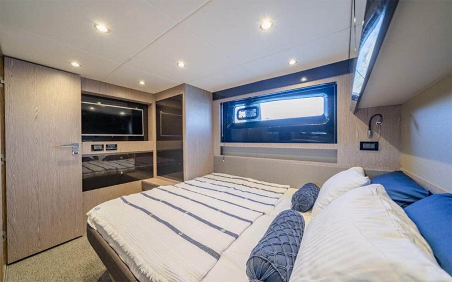 2019-azimut-yachts-53-1-b1d207