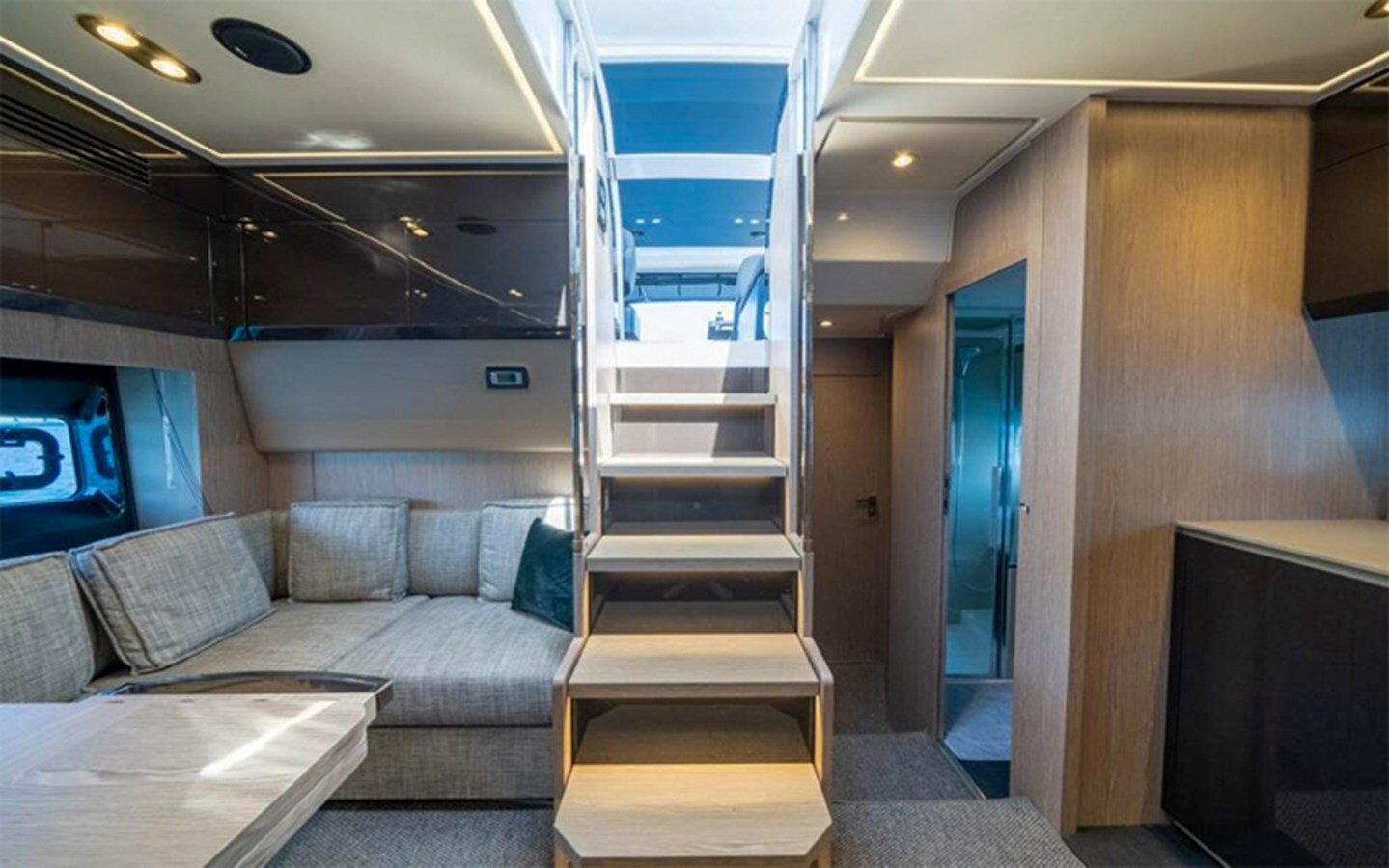 2019-azimut-yachts-53-1-b1d207